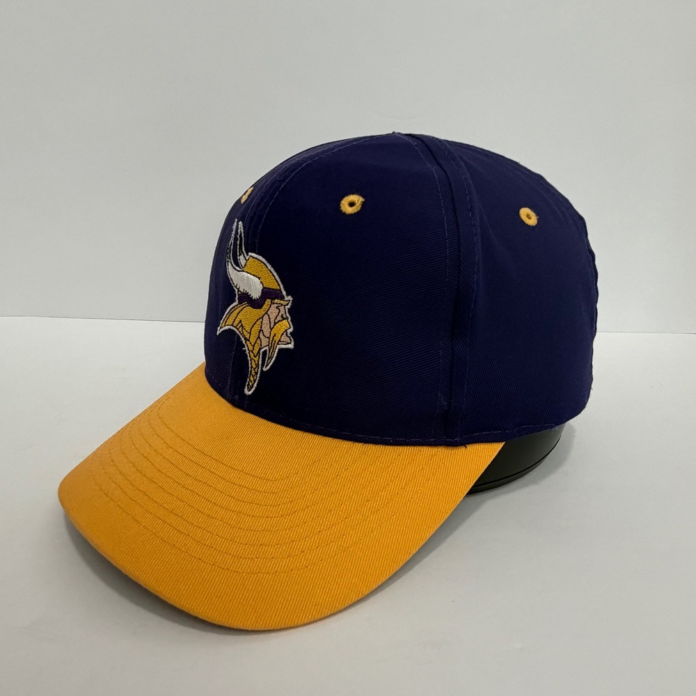 VTG Y2K Logo 7 Minnesota Vikings NFL Snapback Hat Purple Yellow Two Tone‎ OSFA